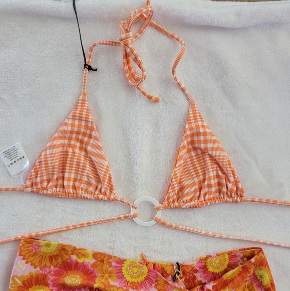 VDM The Label Reversible Bikini Top and Cinch Skirt Coverup Set - Picture 6 of 6
